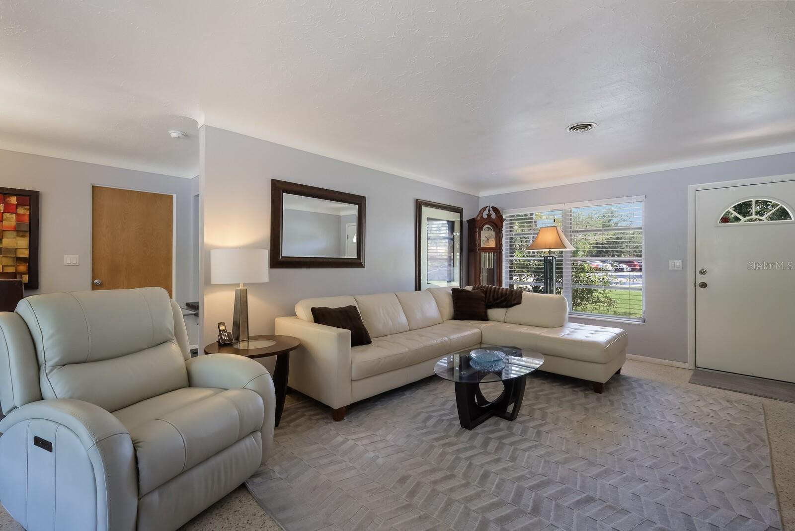 6320 BRENTWOOD AVE, SARASOTA, FL, 34231