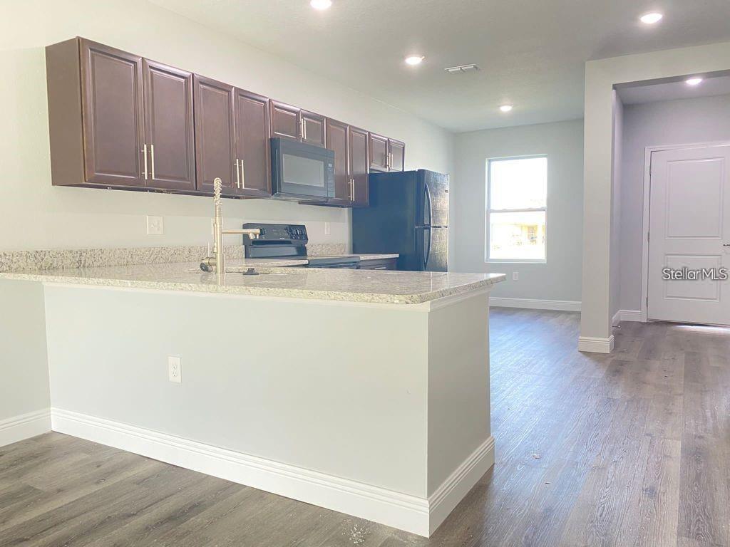 535 ALBATROSS DR #UNIT B, POINCIANA, FL, 34759