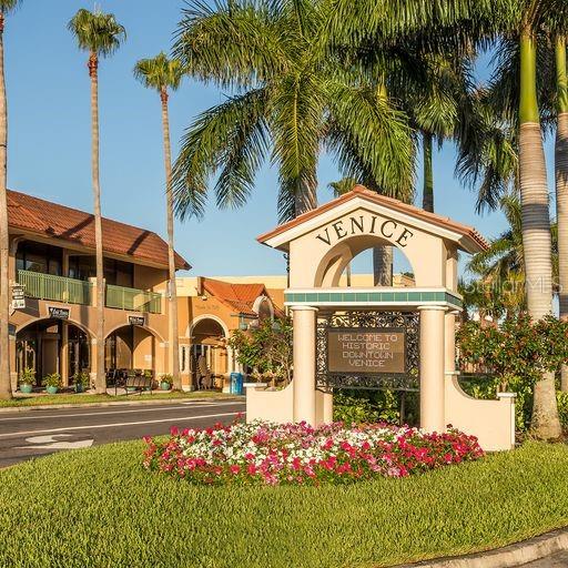 934 E VENICE AVE, VENICE, FL, 34285
