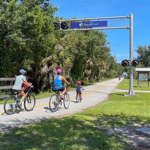 938 E VENICE AVE, VENICE, FL, 34285