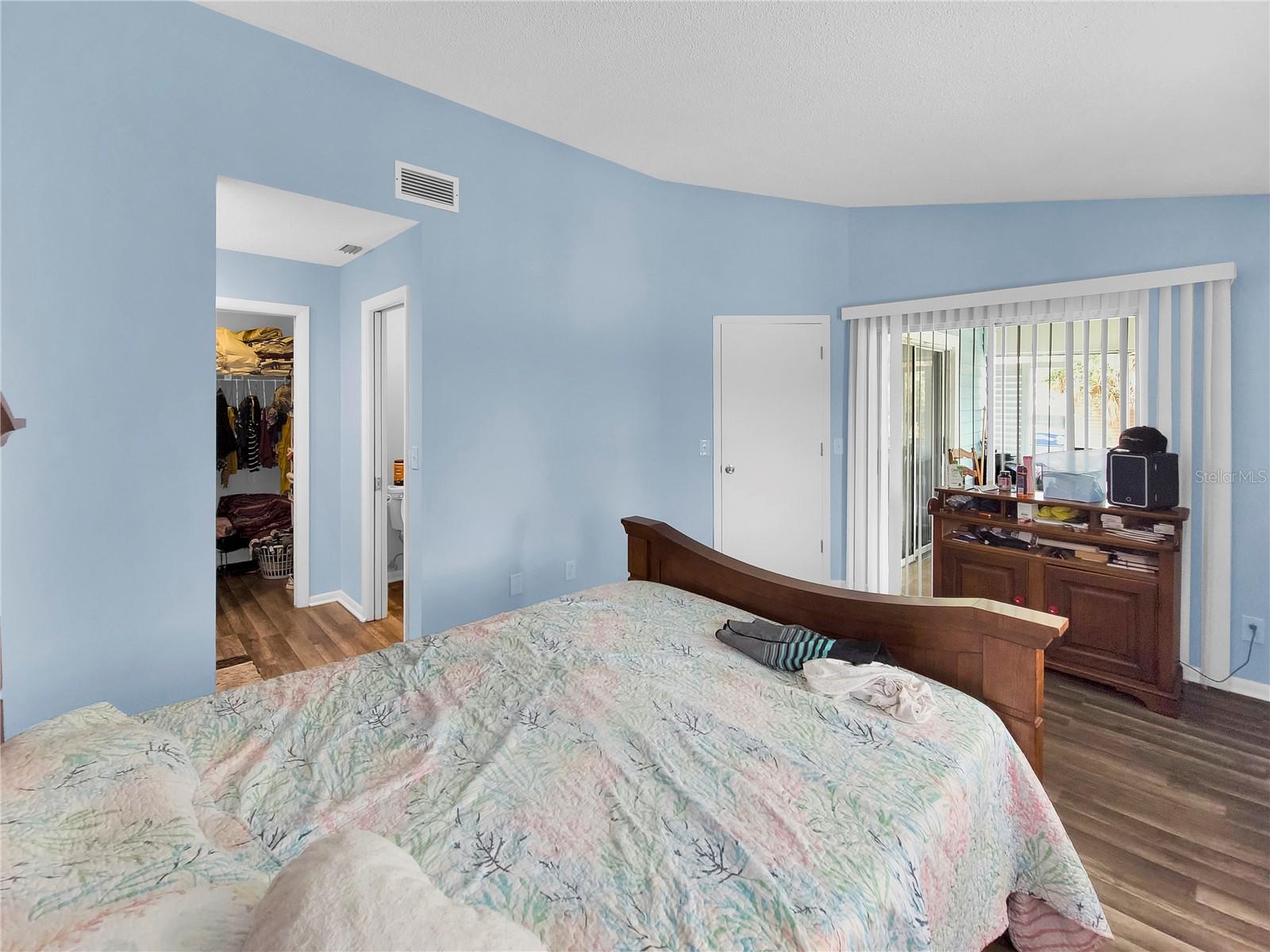304 34TH AVENUE DR E #304, BRADENTON, FL, 34208