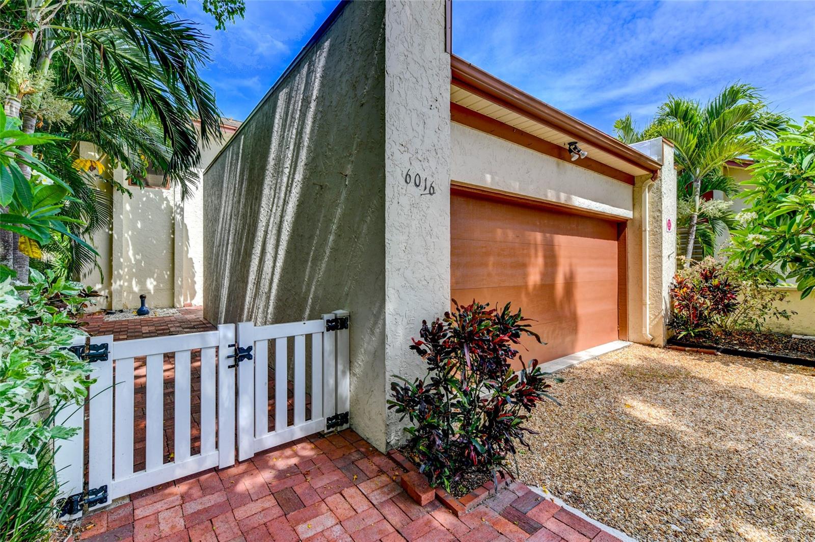 6016 COURTSIDE DR #111, BRADENTON, FL, 34210