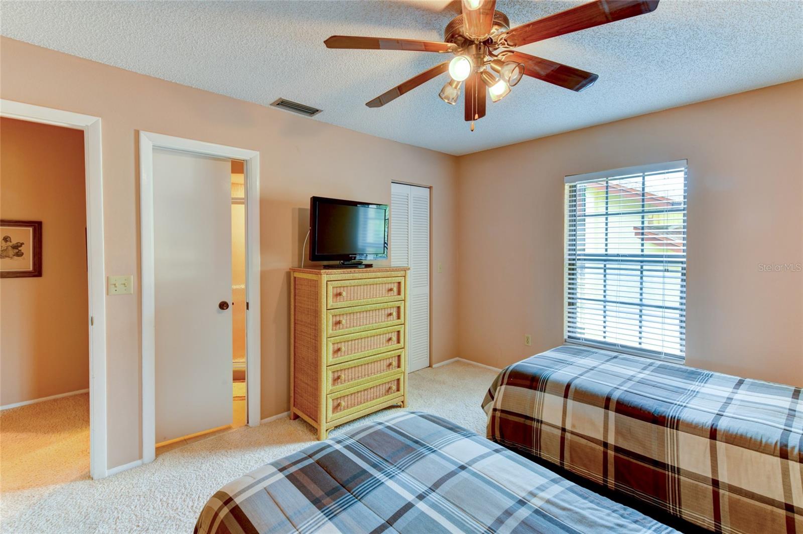 6016 COURTSIDE DR #111, BRADENTON, FL, 34210