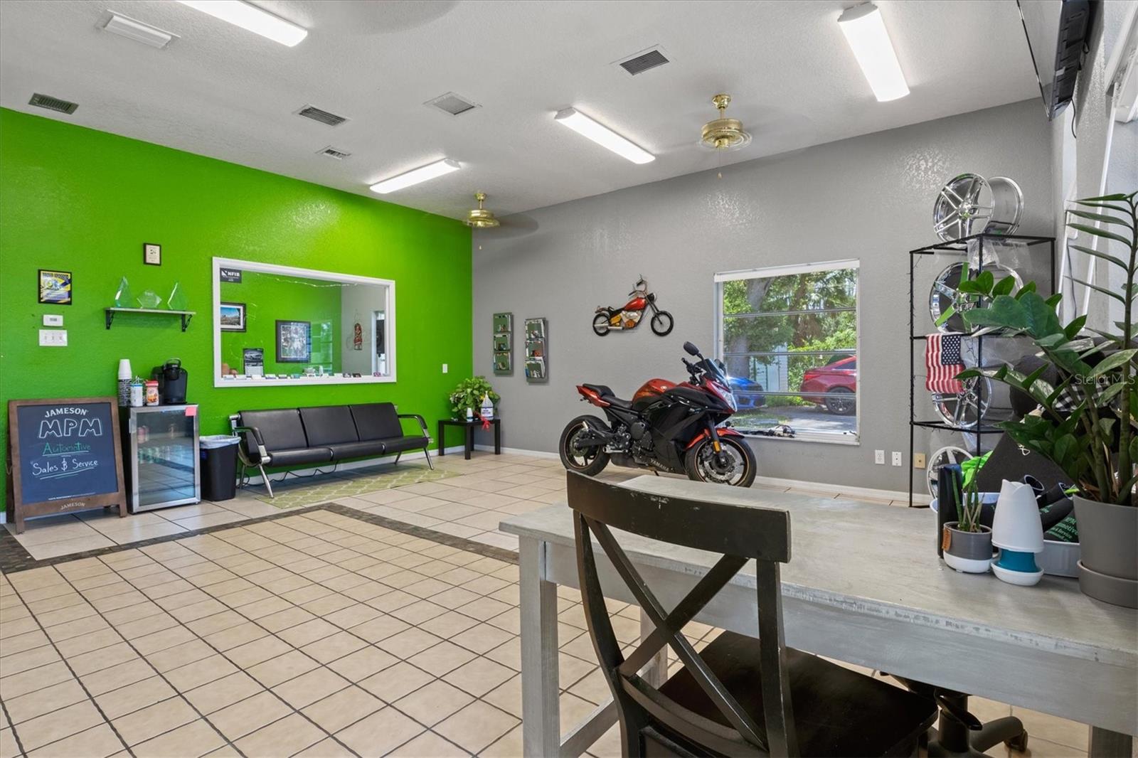 340 TAMIAMI TRL, PORT CHARLOTTE, FL, 33953