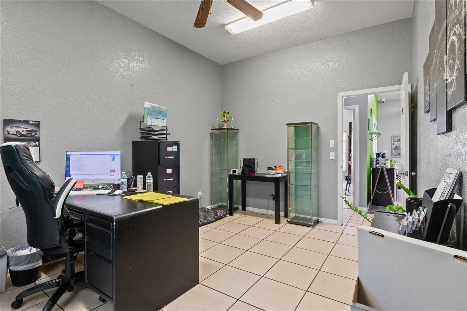 340 TAMIAMI TRL, PORT CHARLOTTE, FL, 33953
