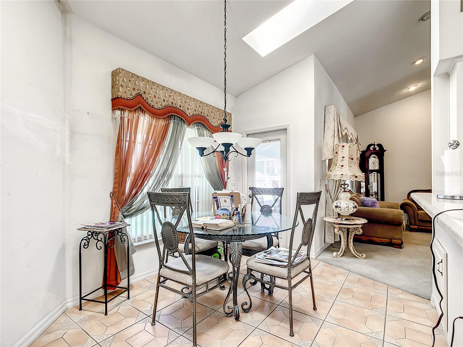 15718 SW 27TH AVENUE RD, OCALA, FL, 34473