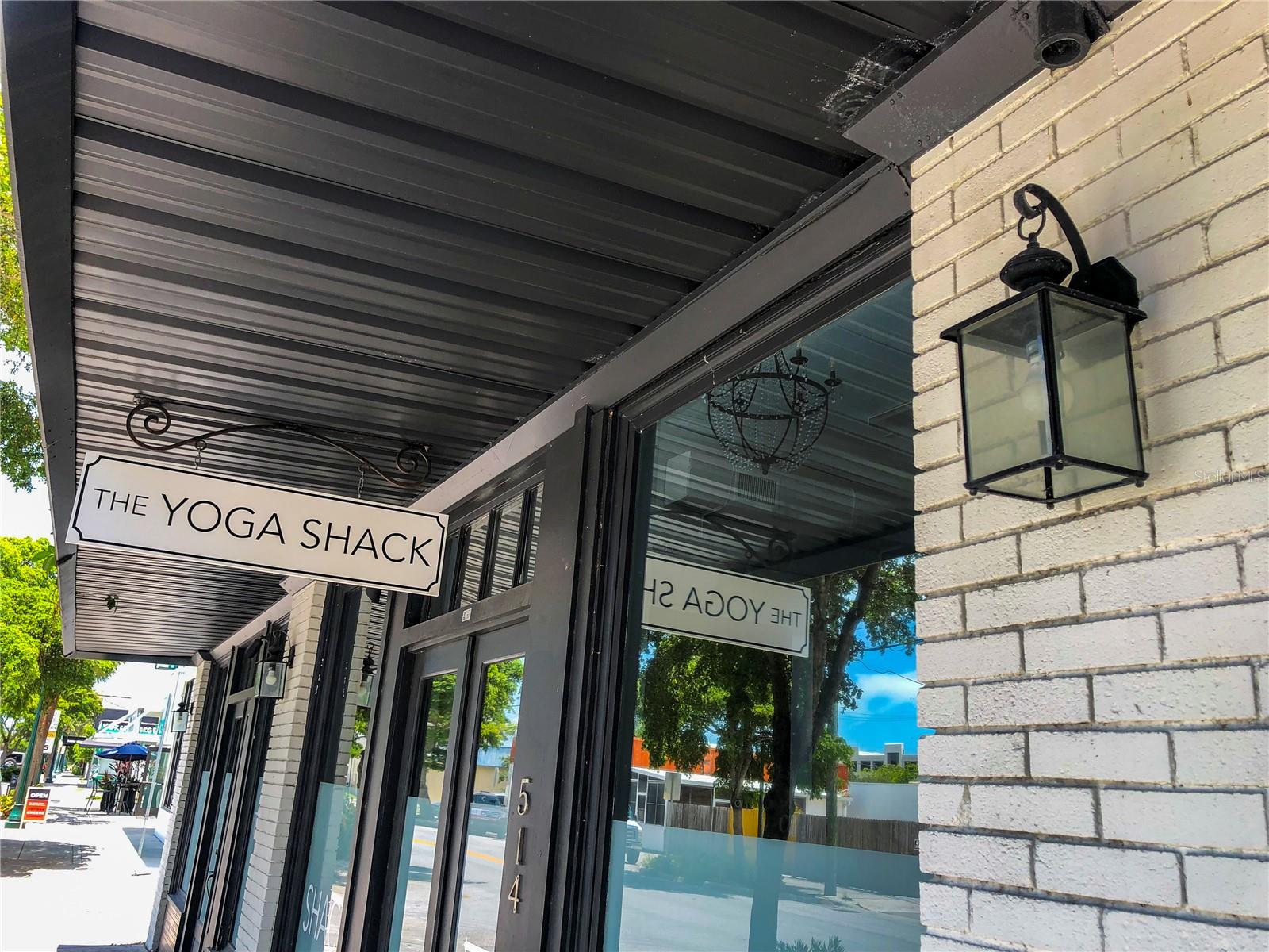 430 KUMQUAT CT #204, SARASOTA, FL, 34236