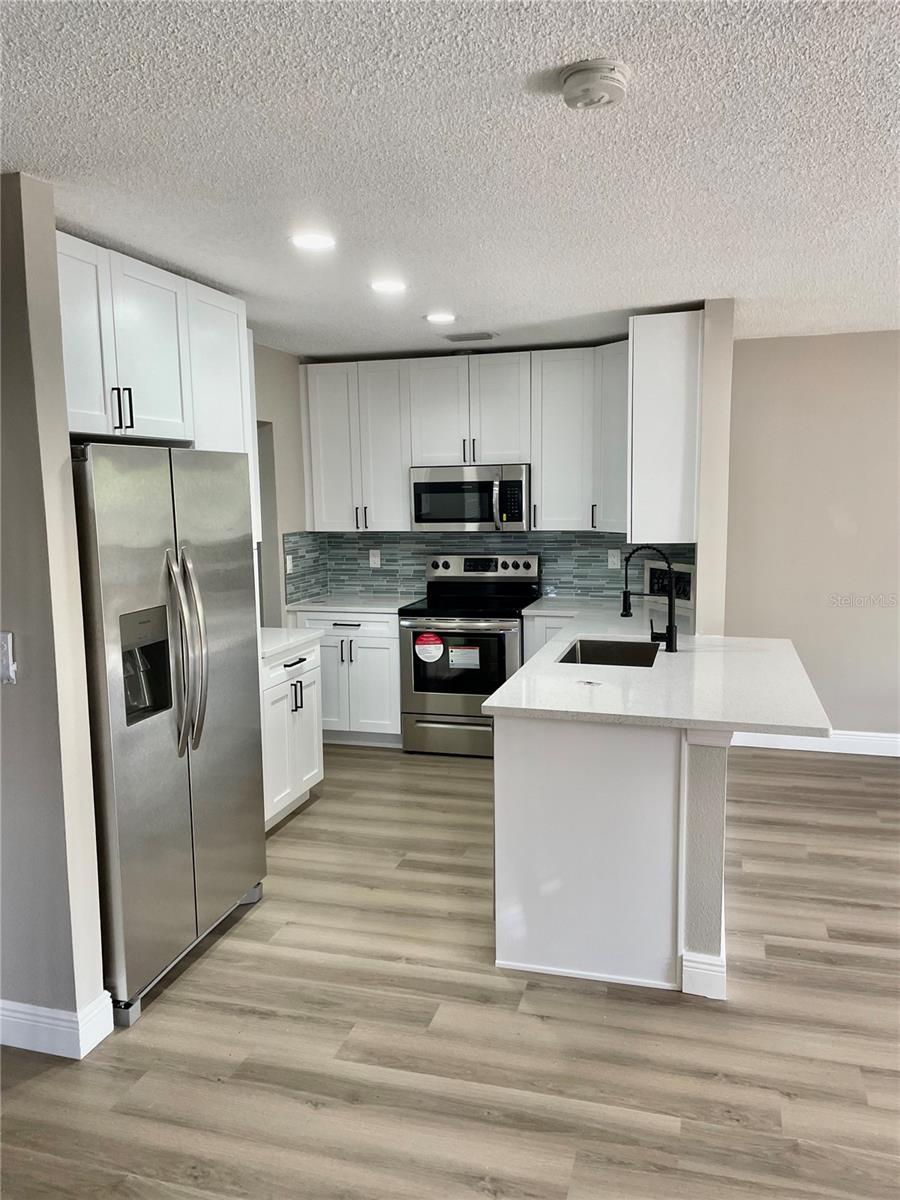 636 FORT DUQUESNA DR, SUN CITY CENTER, FL, 33573