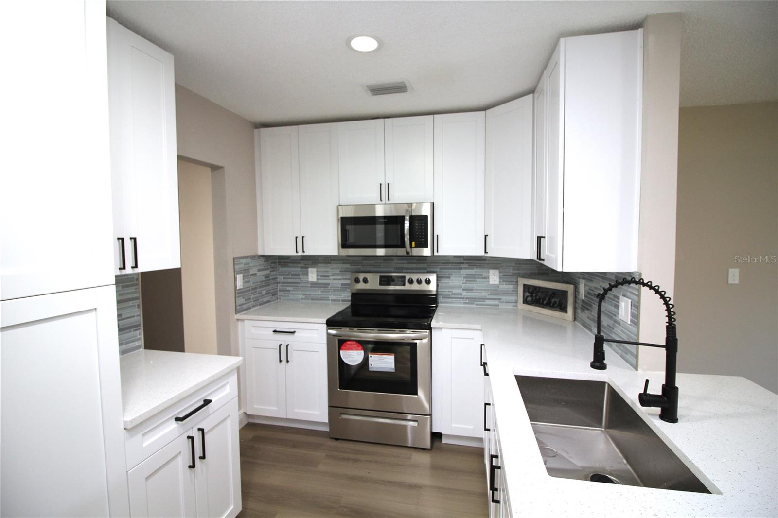 636 FORT DUQUESNA DR, SUN CITY CENTER, FL, 33573