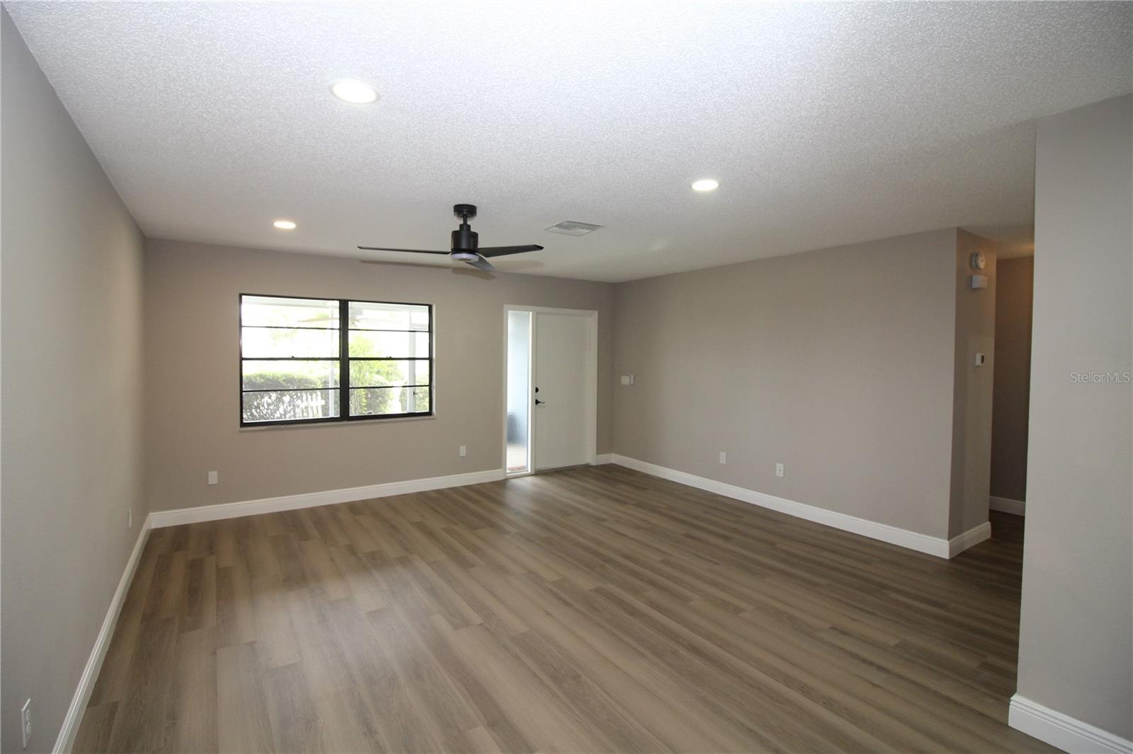 636 FORT DUQUESNA DR, SUN CITY CENTER, FL, 33573