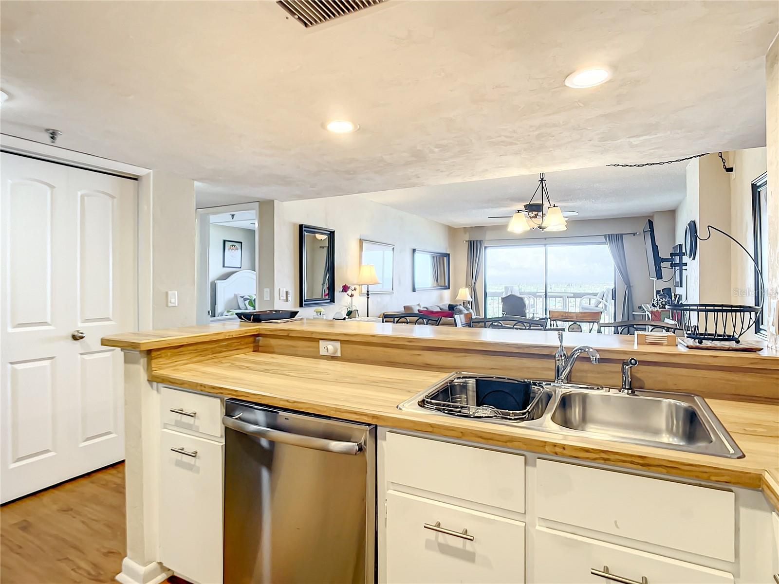 1513 OCEAN SHORE BLVD #9E, ORMOND BEACH, FL, 32176