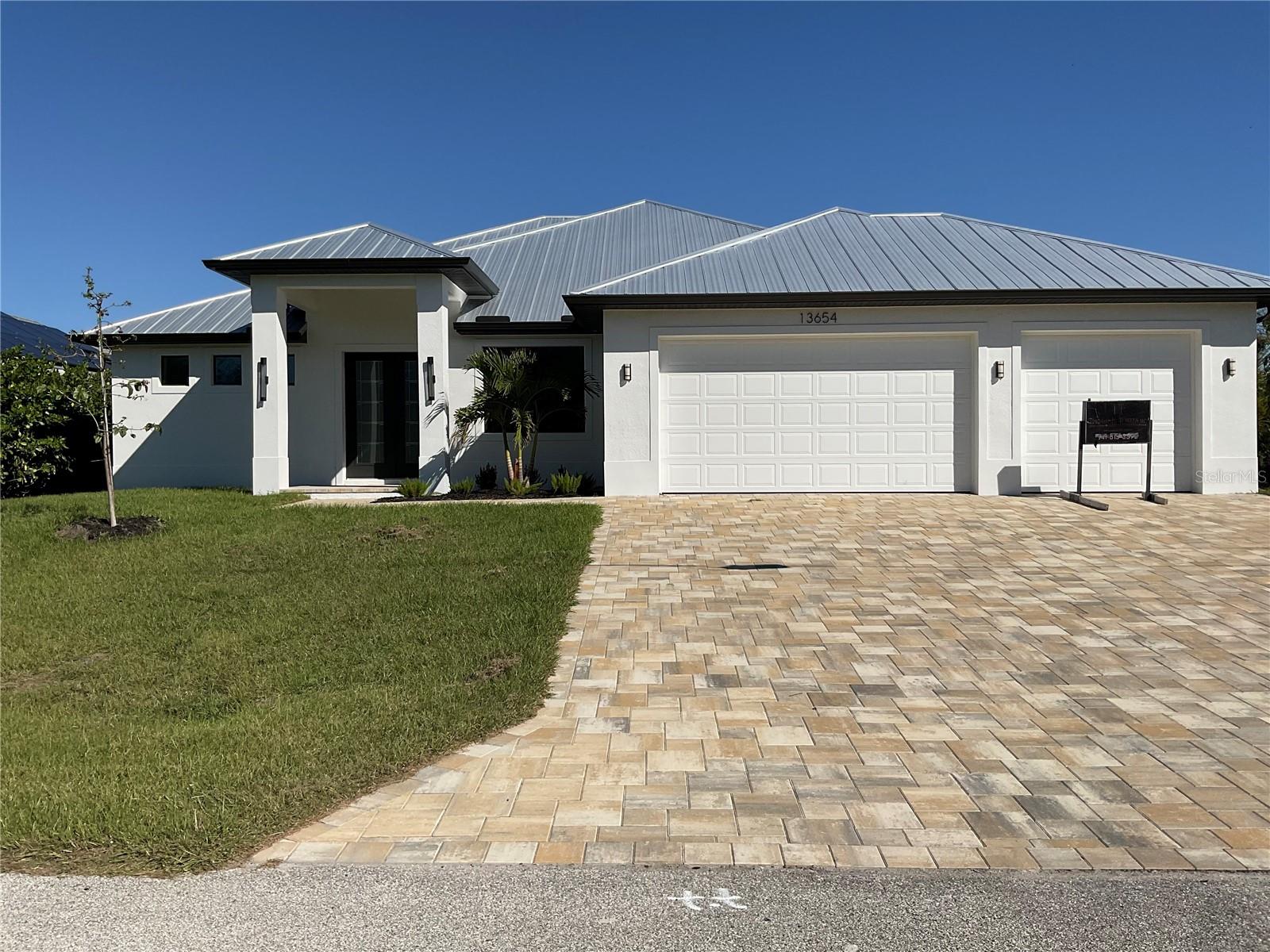 13654 ALLAMANDA CIR, PORT CHARLOTTE, FL, 33981