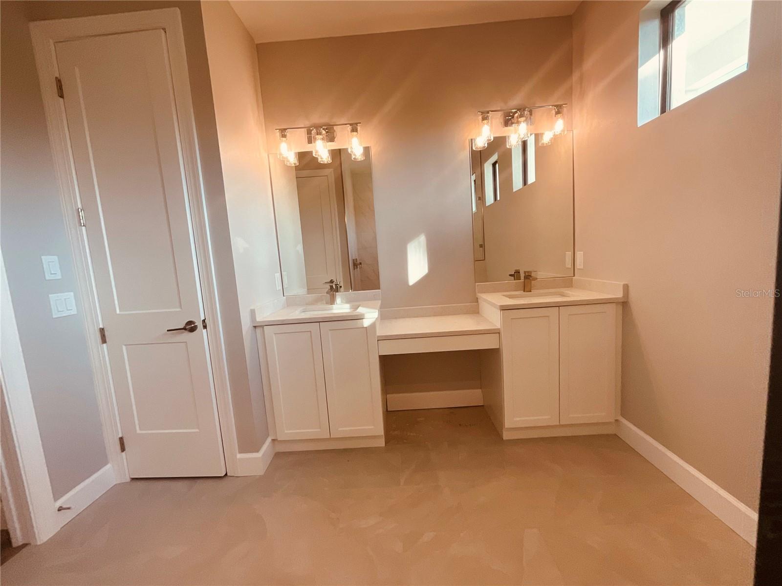 13654 ALLAMANDA CIR, PORT CHARLOTTE, FL, 33981