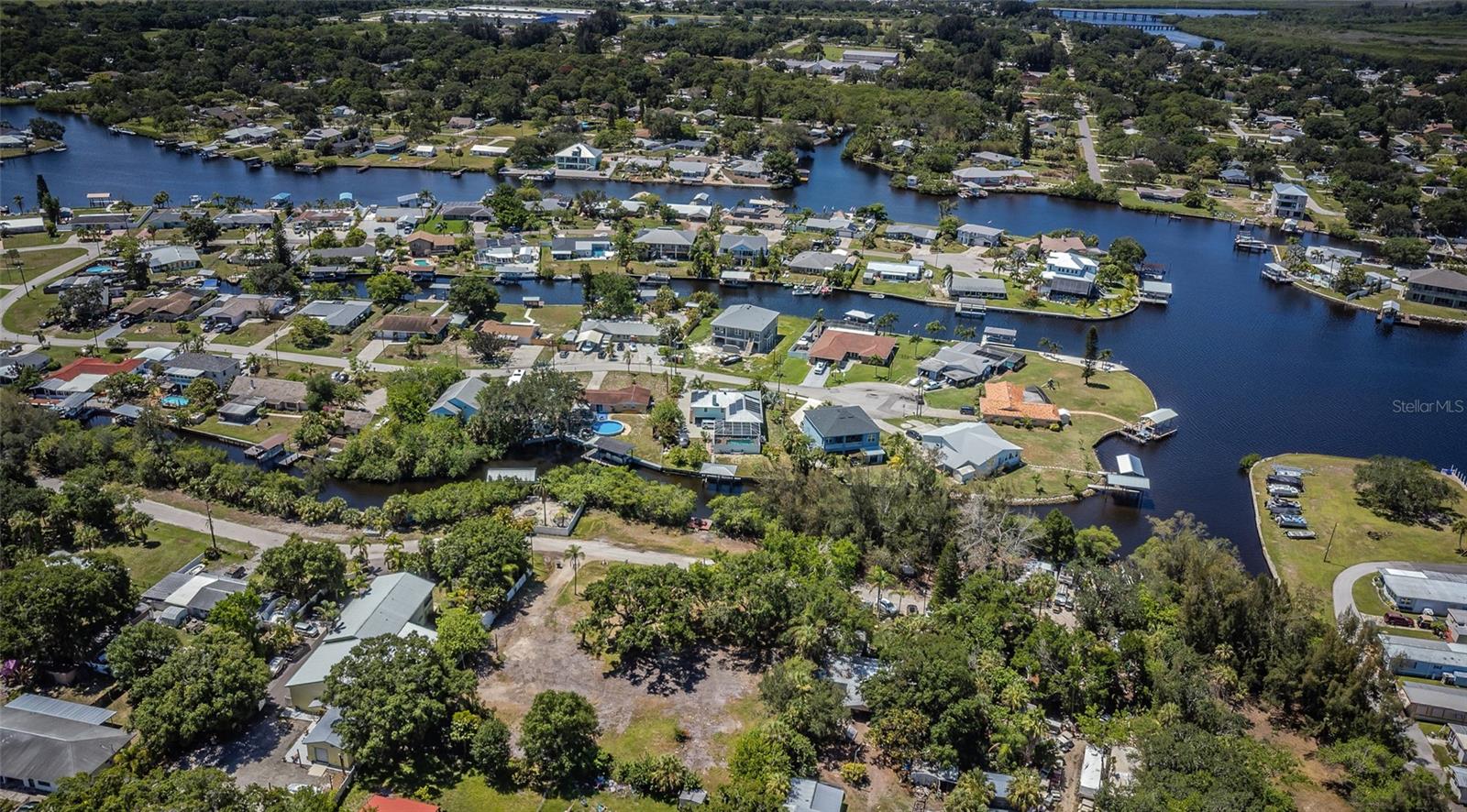 817 2ND AVE NW, RUSKIN, FL, 33570