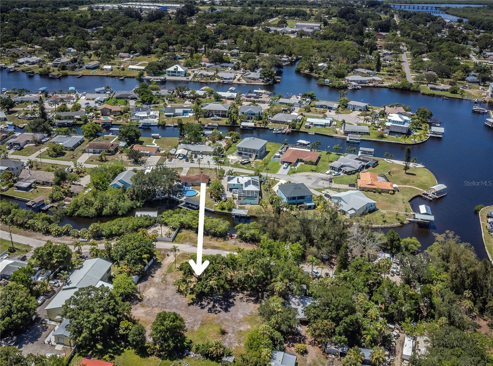 817 2ND AVE NW, RUSKIN, FL, 33570