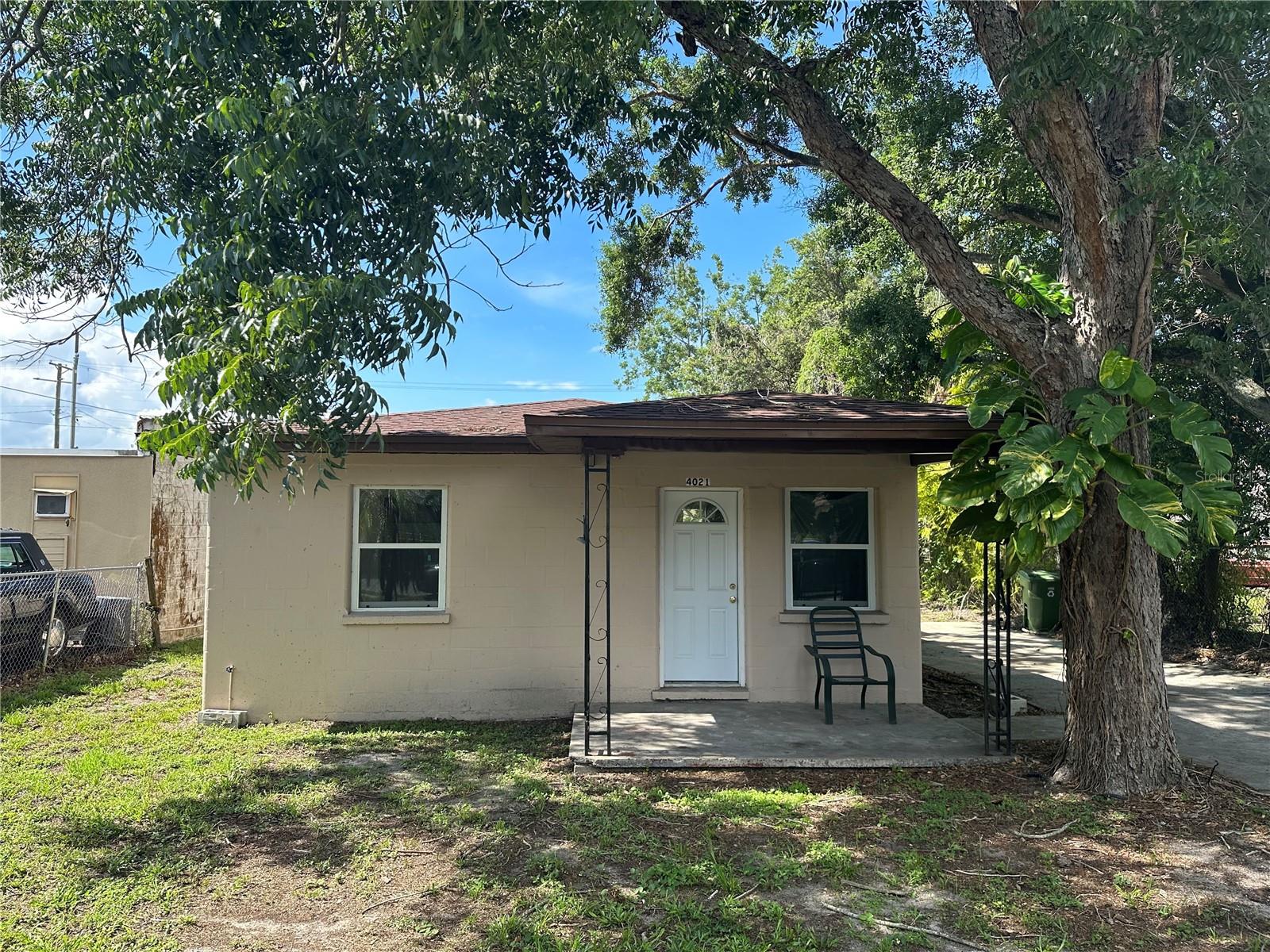 4048 E HILLSBOROUGH AVE, TAMPA, FL, 33610
