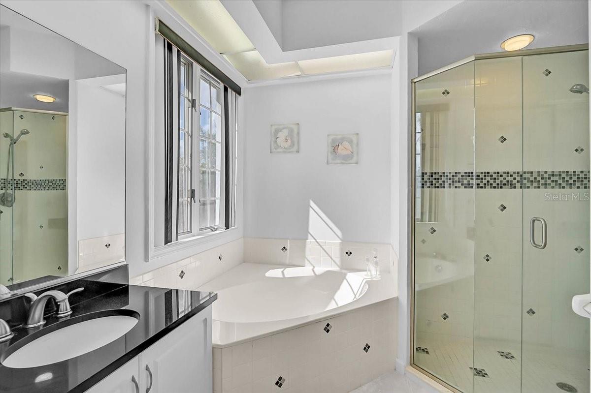 4006 CADDIE DR E, BRADENTON, FL, 34203