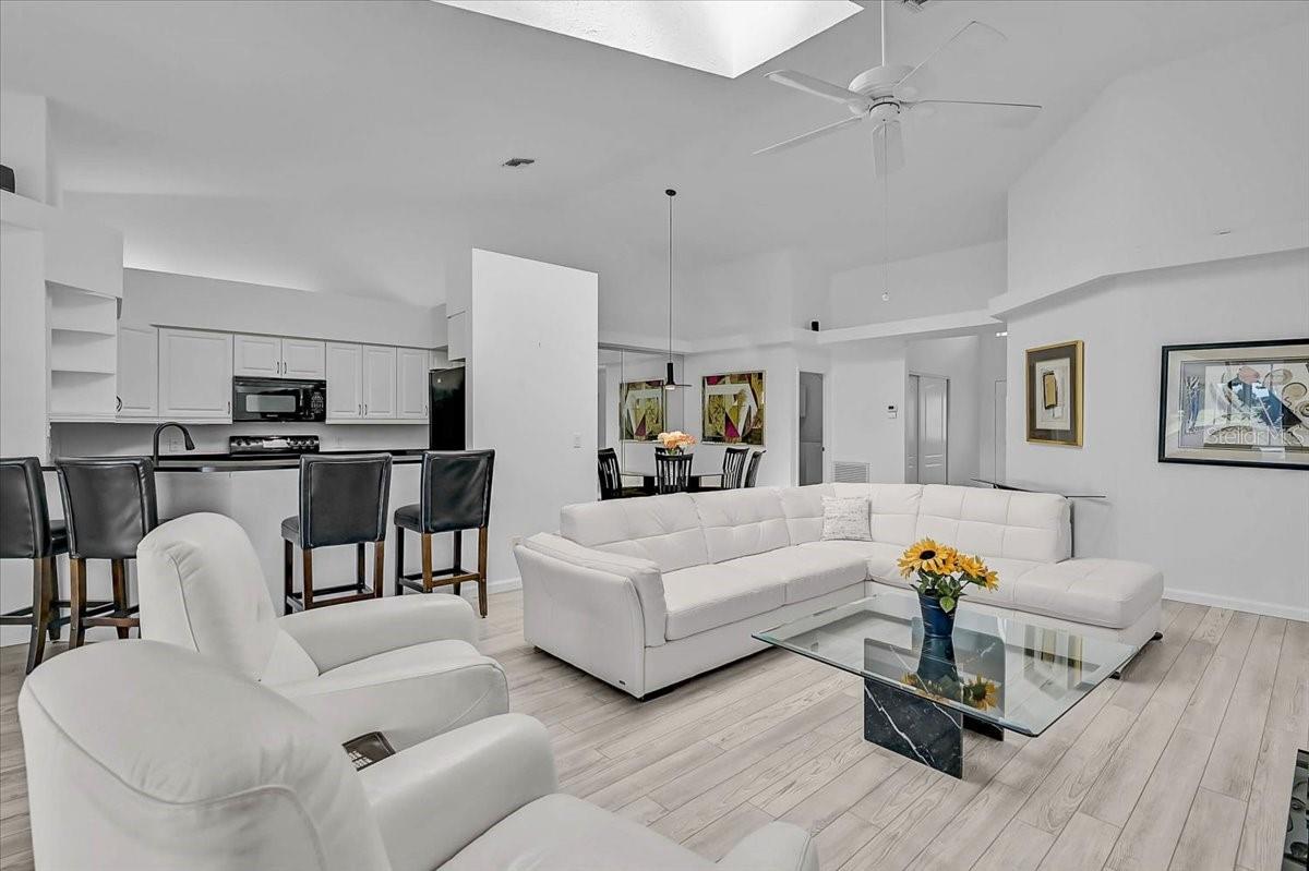 4006 CADDIE DR E, BRADENTON, FL, 34203
