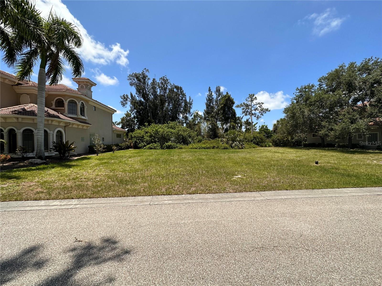 1750 ASSISI DR #6, SARASOTA, FL, 34231