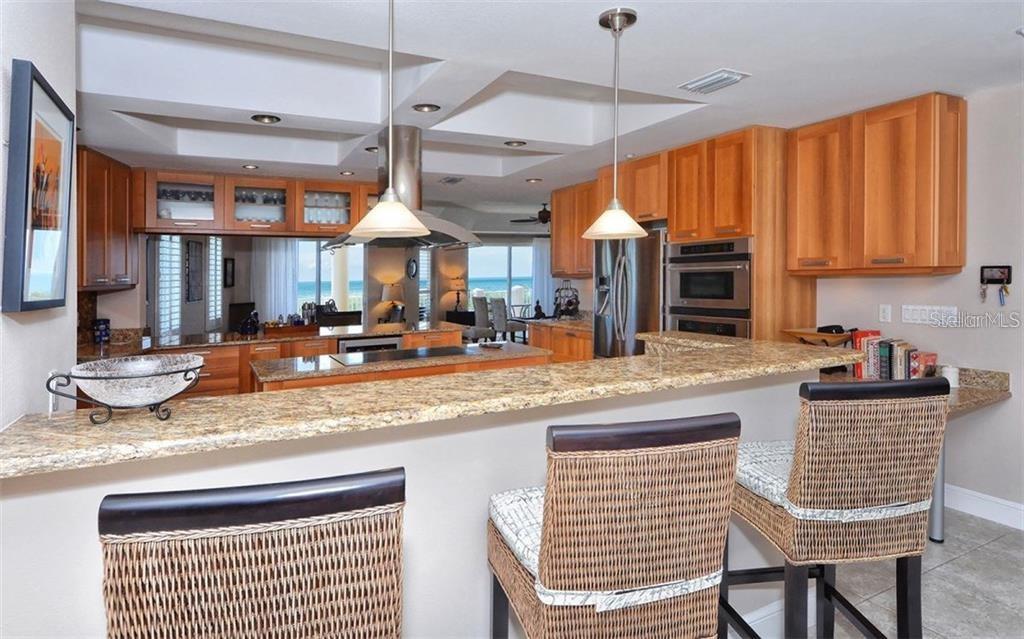 9008 MIDNIGHT PASS RD #4, SARASOTA, FL, 34242