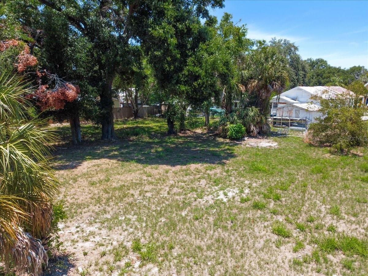 940 E 11TH AVE, TAMPA, FL, 33605