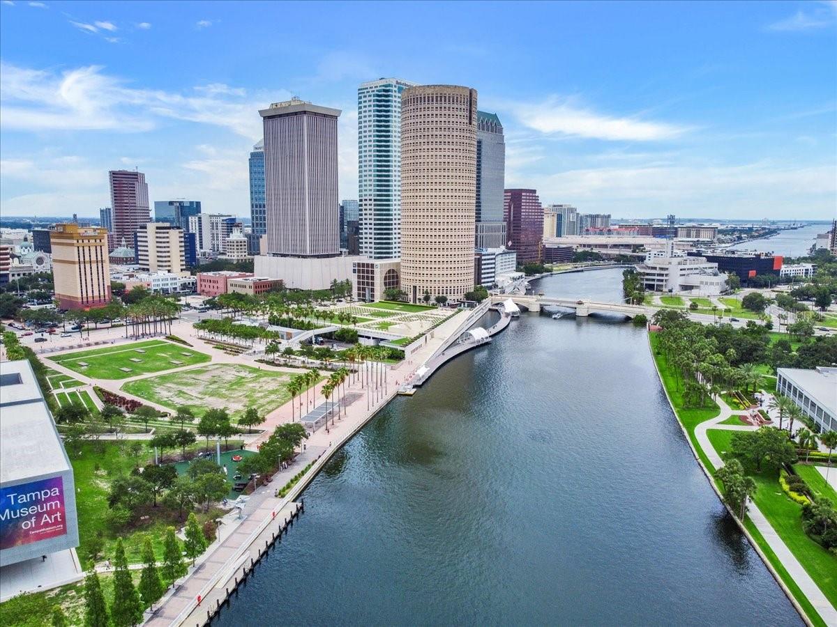 940 E 11TH AVE, TAMPA, FL, 33605