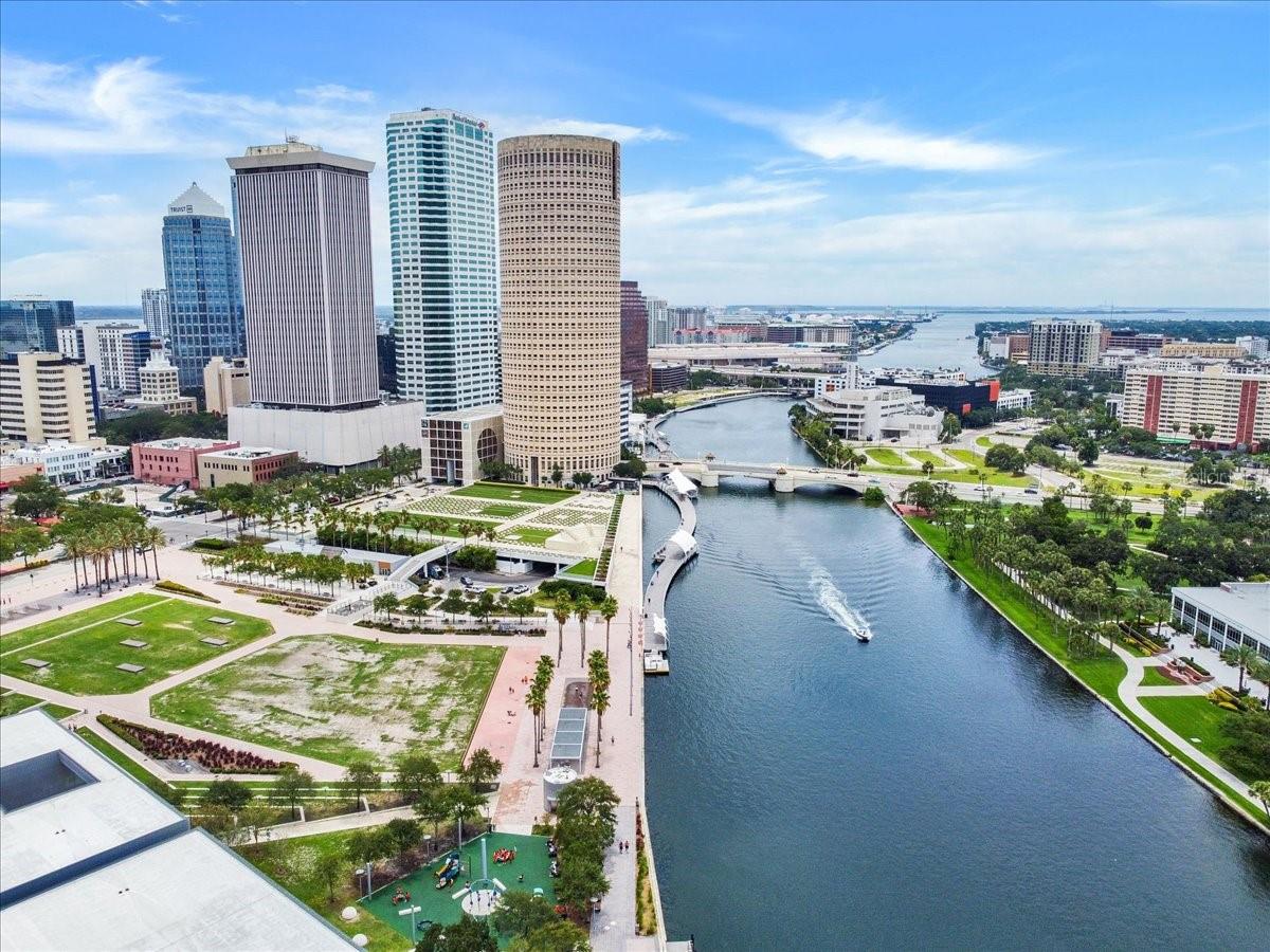 940 E 11TH AVE, TAMPA, FL, 33605