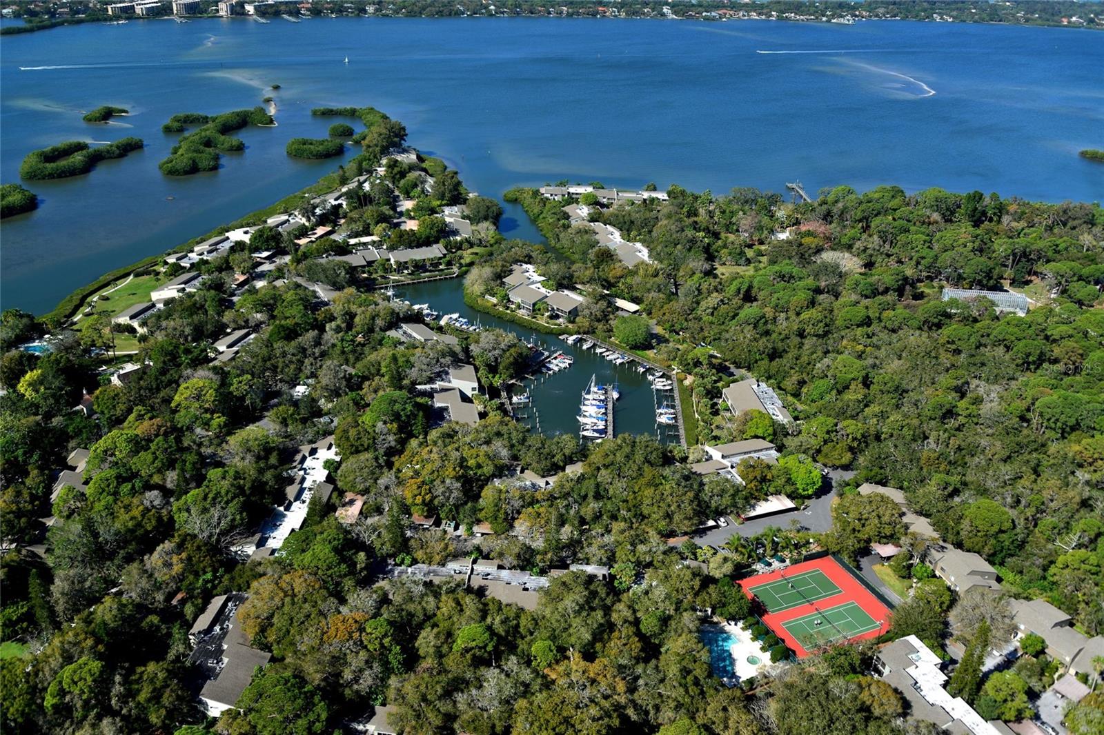 1508 PELICAN COVE RD #GR233, SARASOTA, FL, 34231