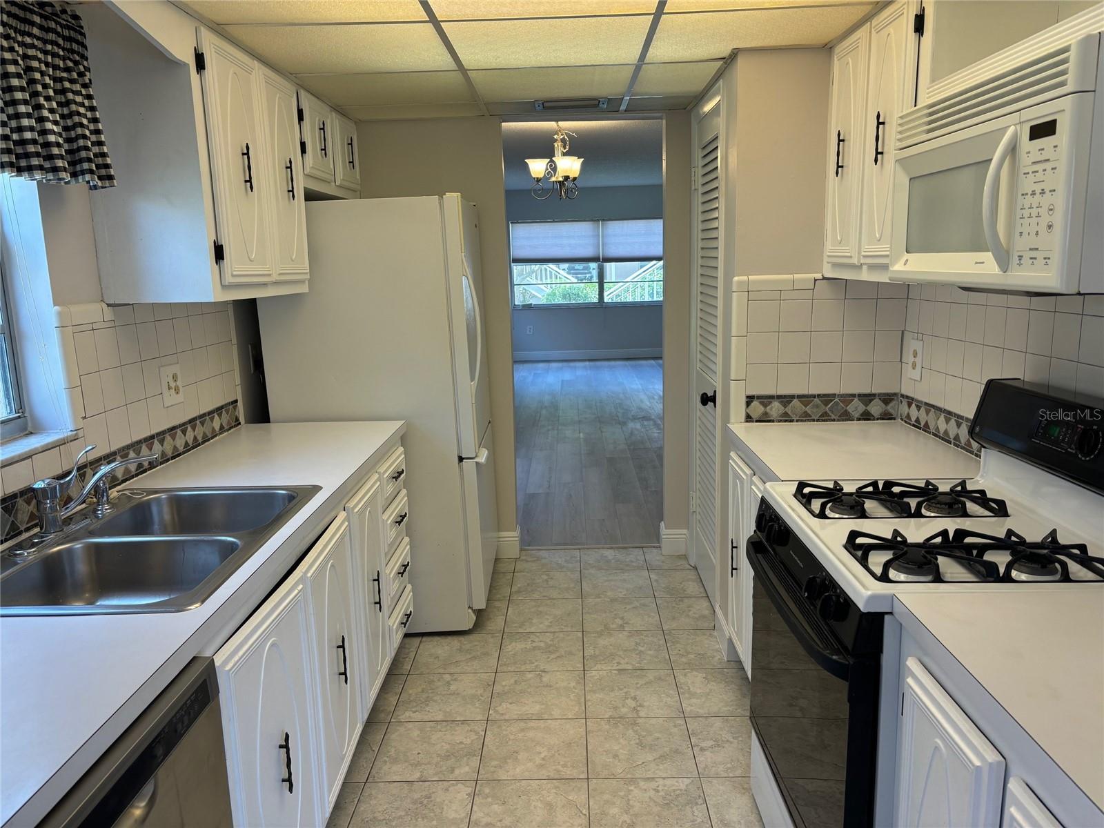 10033 64TH AVE N #1, ST PETERSBURG, FL, 33708