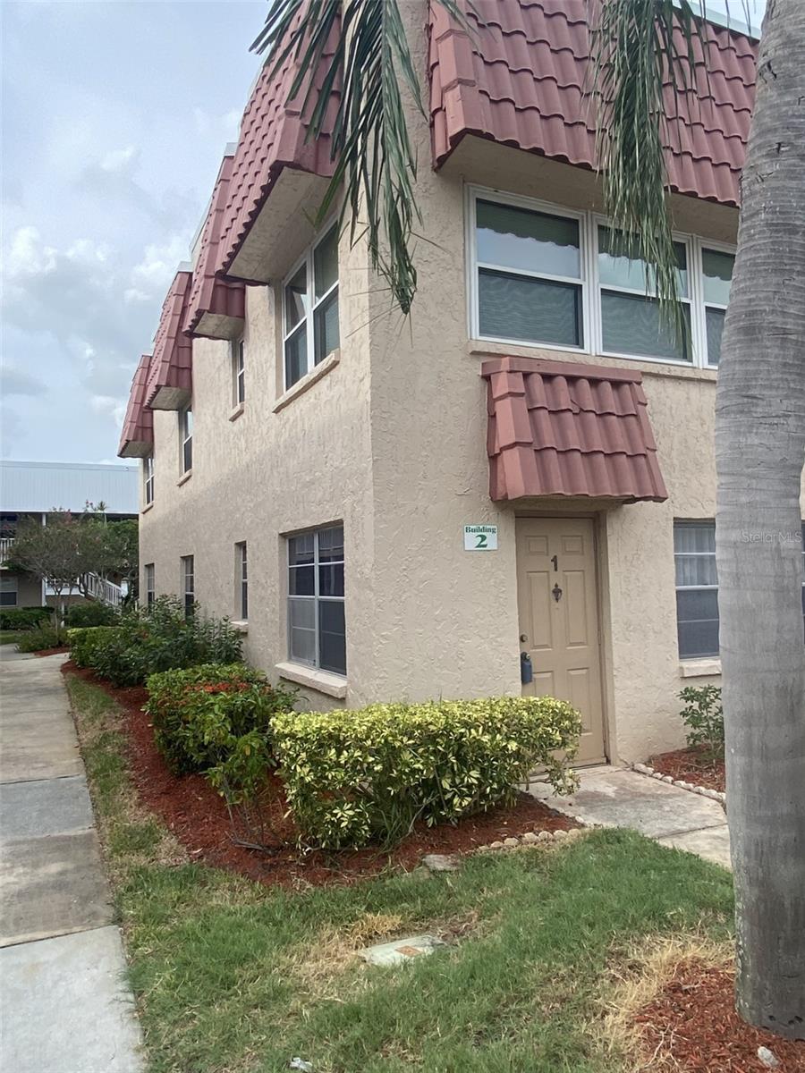 10033 64TH AVE N #1, ST PETERSBURG, FL, 33708