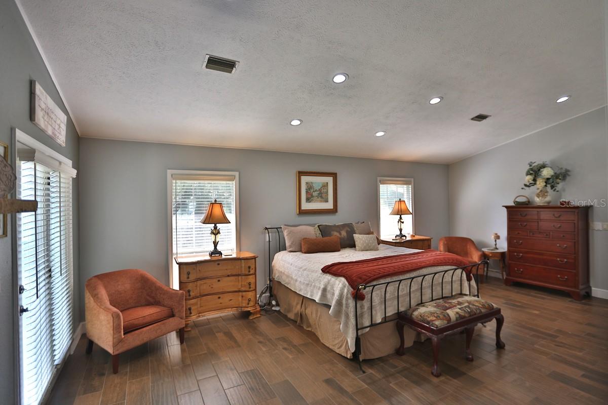 OM661446 Property Photo