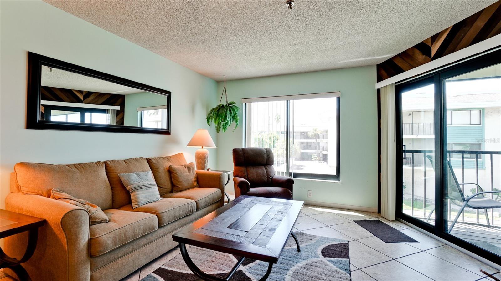 601 GULF DR N #104, BRADENTON BEACH, FL, 34217