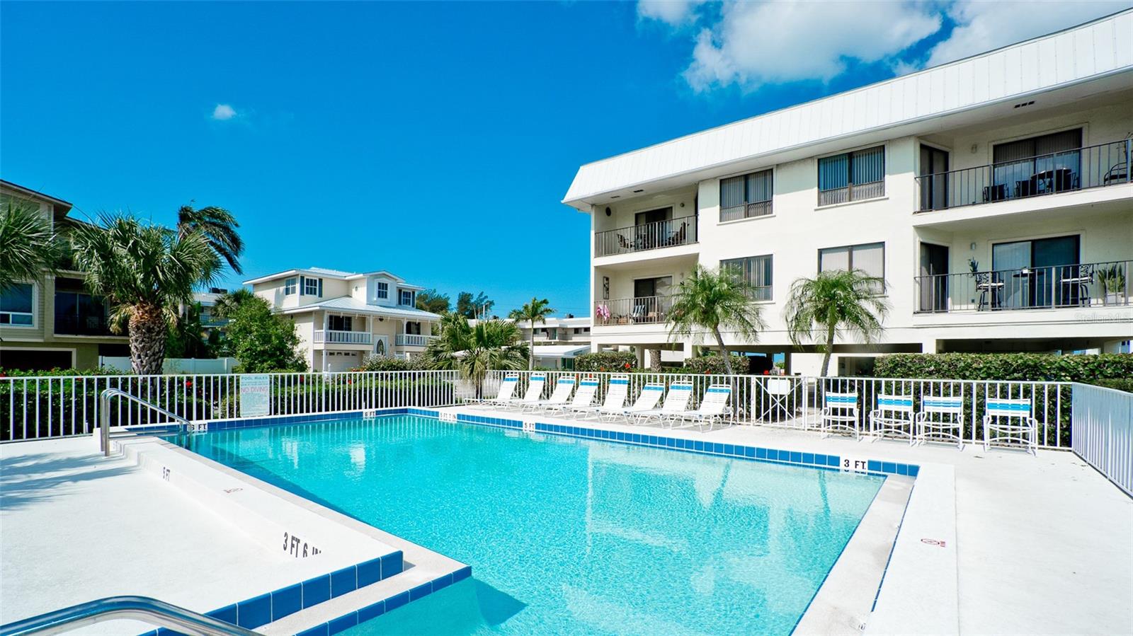 601 GULF DR N #104, BRADENTON BEACH, FL, 34217