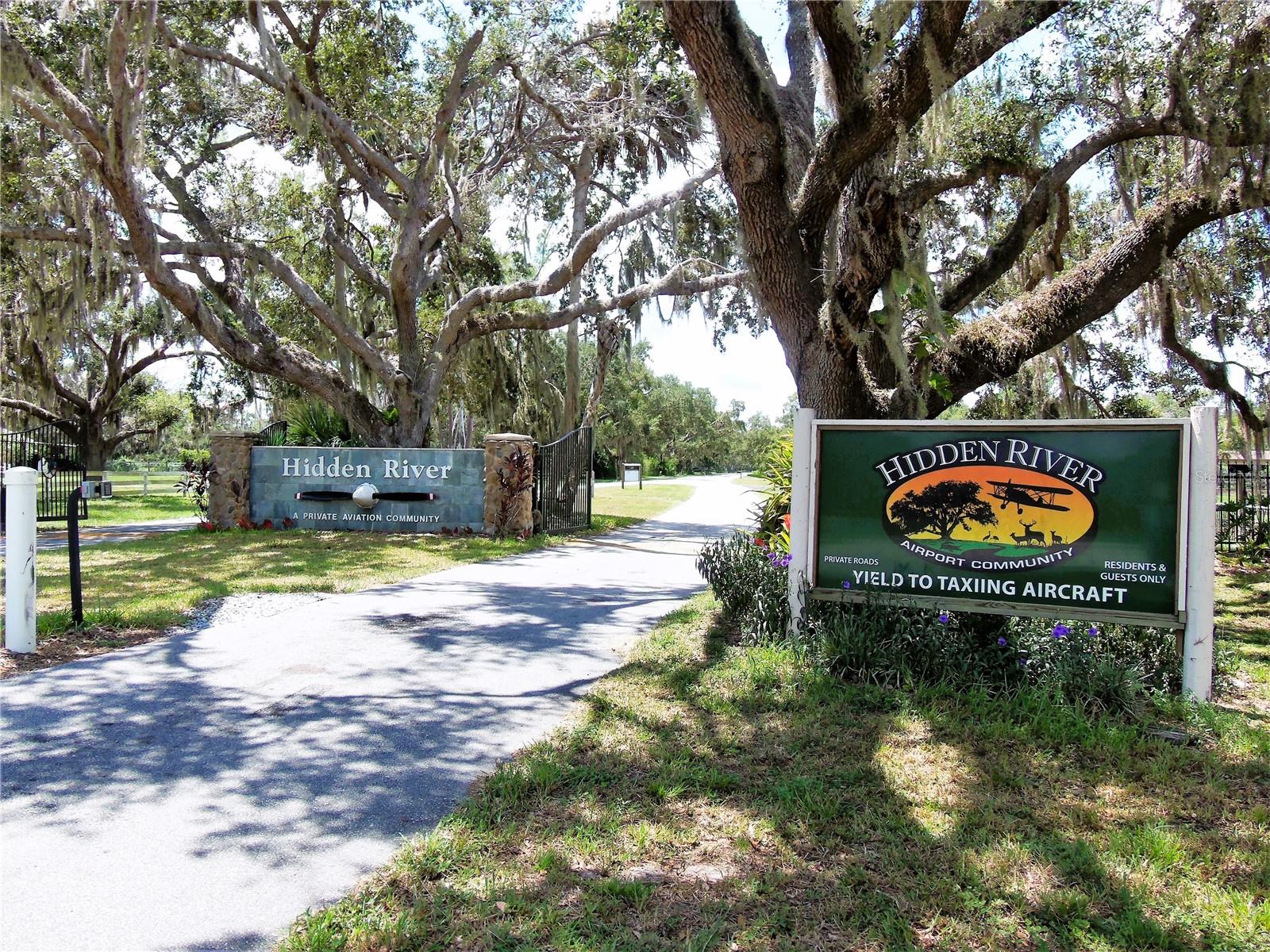 4610 HIDDEN RIVER RD, SARASOTA, FL, 34240