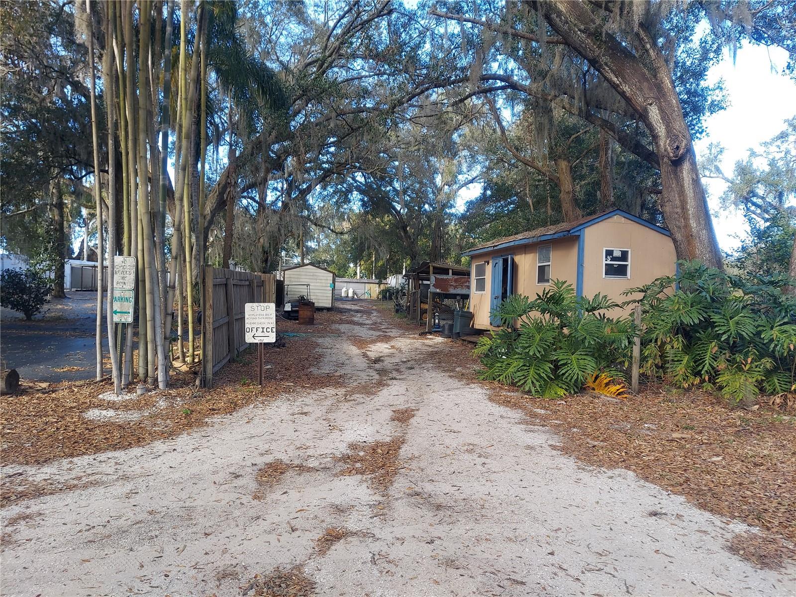 453 W DR MARTIN LUTHER KING JR BLVD, SEFFNER, FL, 33584