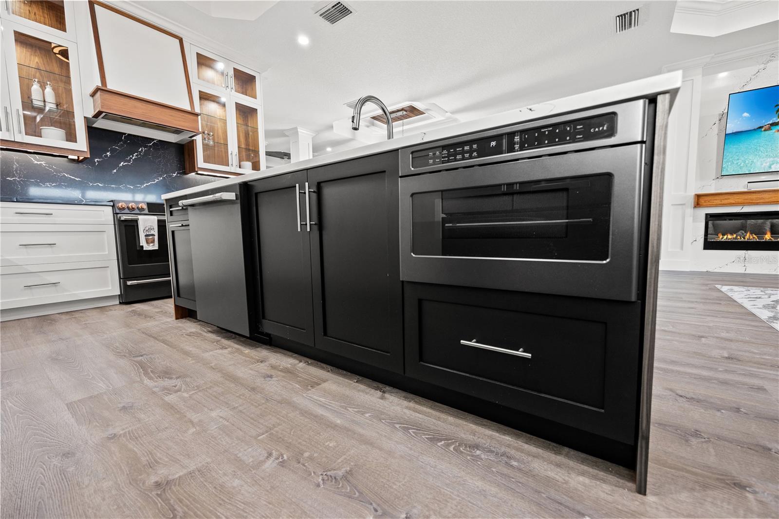 5947 BRANDON RUN, LAKEWOOD RANCH, FL, 34211