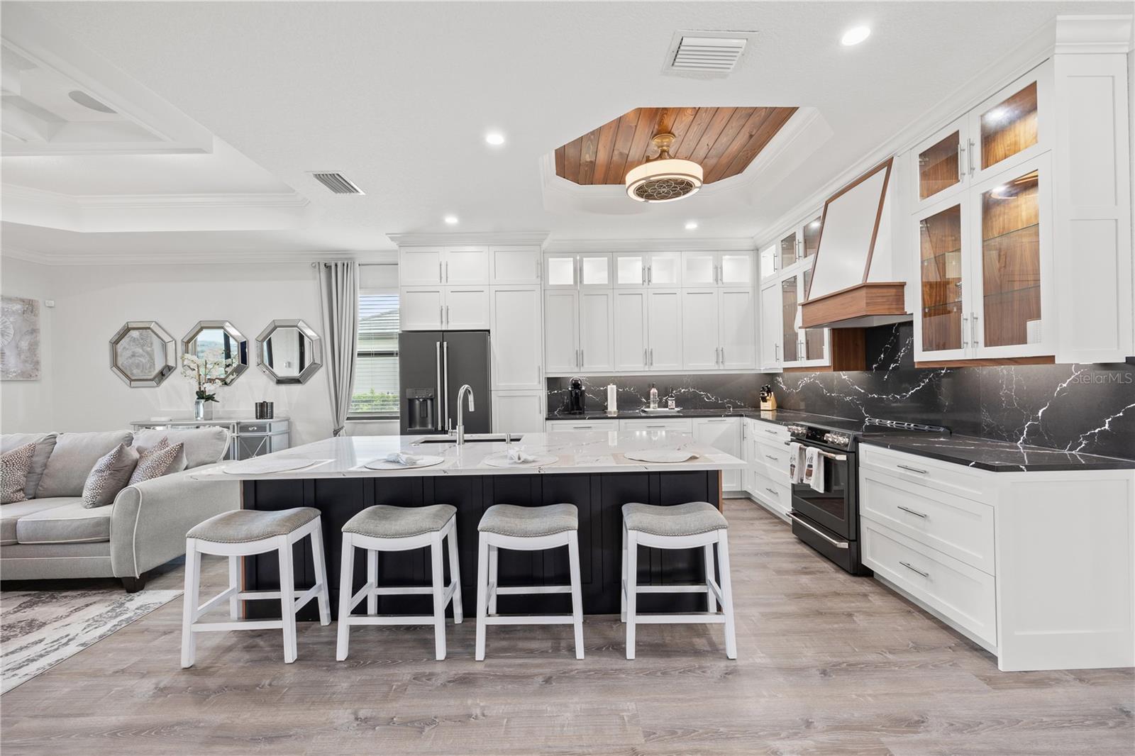 5947 BRANDON RUN, LAKEWOOD RANCH, FL, 34211