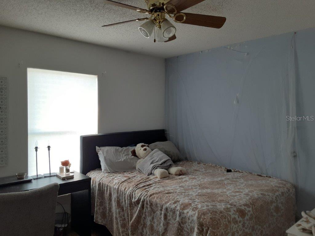 924 DERBYSHIRE DR, KISSIMMEE, FL, 34758