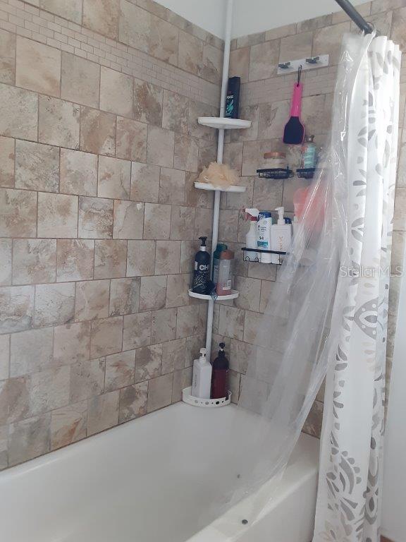 924 DERBYSHIRE DR, KISSIMMEE, FL, 34758