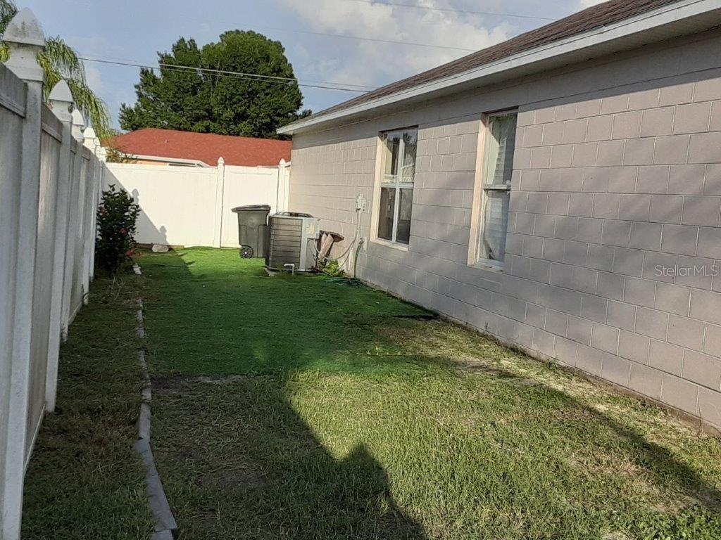 924 DERBYSHIRE DR, KISSIMMEE, FL, 34758