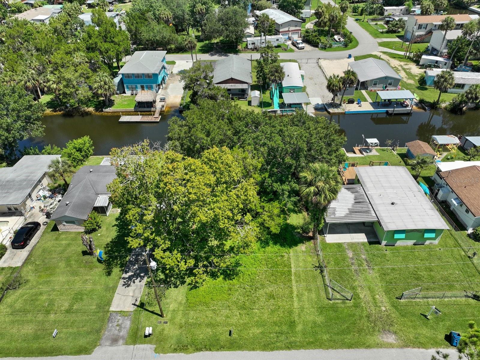 6049 COLONY CIR, WEEKI WACHEE, FL, 34607