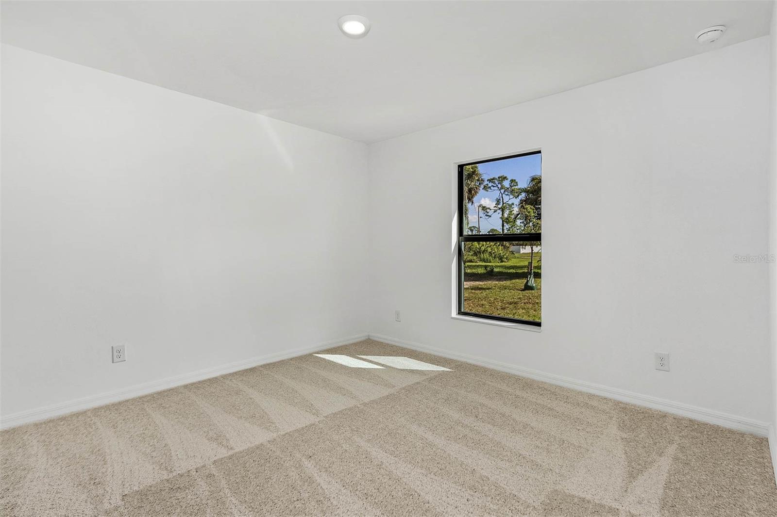 13208 FORESMAN BLVD, PORT CHARLOTTE, FL, 33981