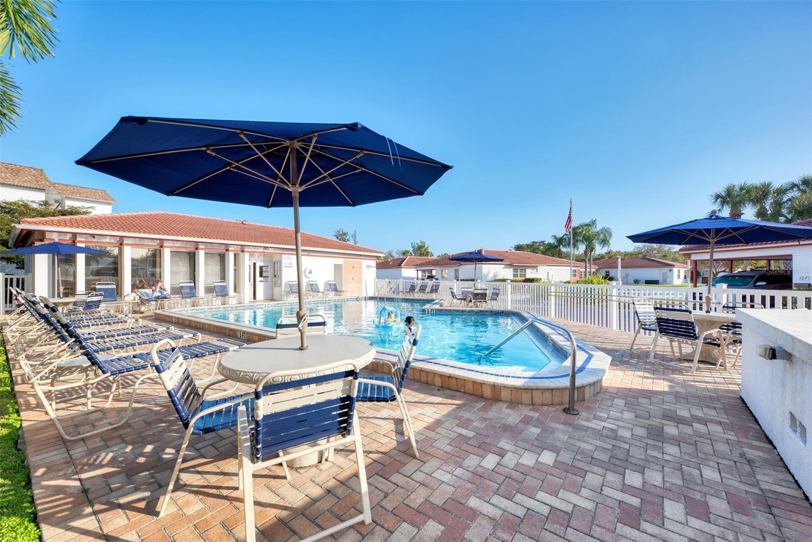 116 VISTA HERMOSA CIR #210C, SARASOTA, FL, 34242
