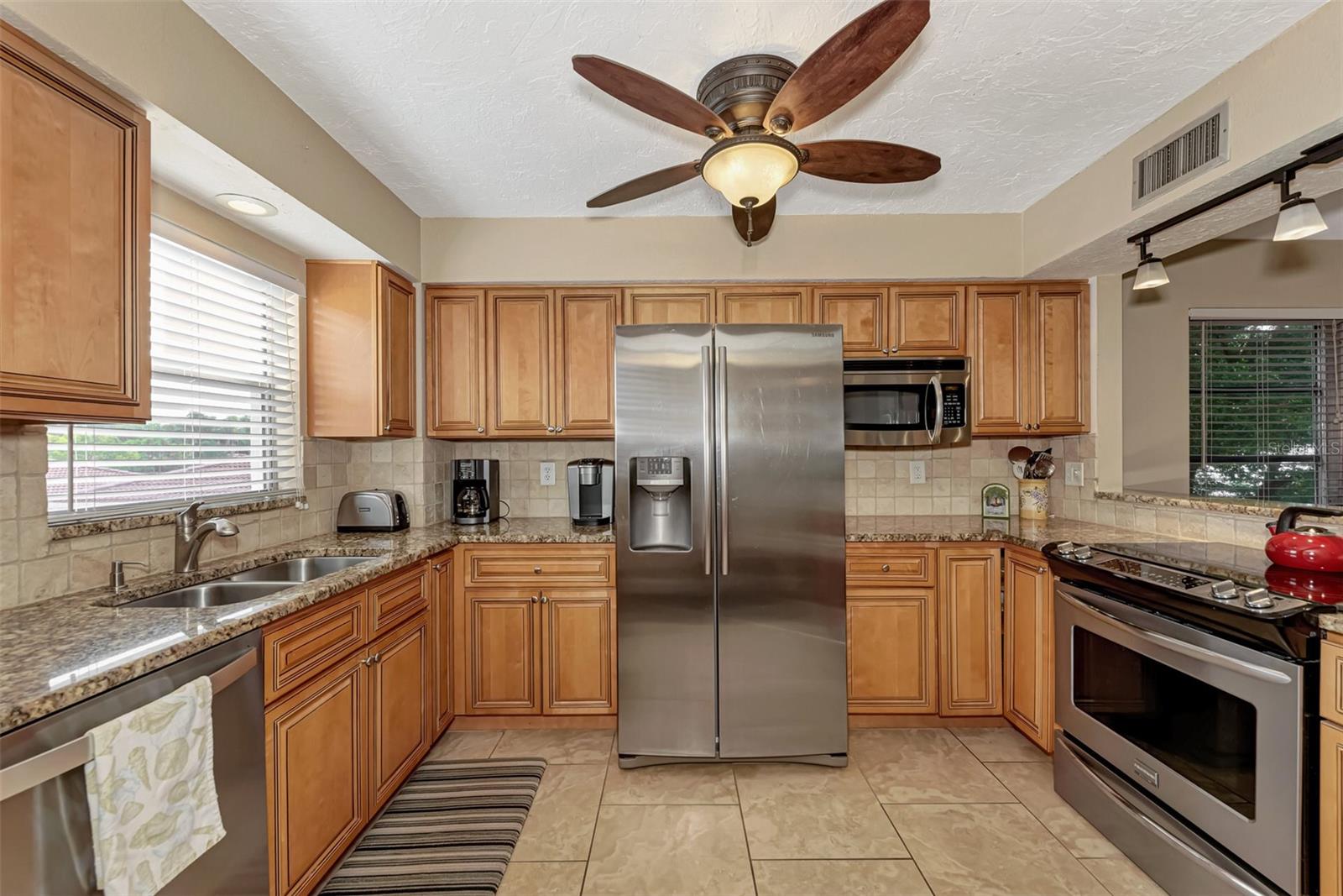 116 VISTA HERMOSA CIR #210C, SARASOTA, FL, 34242