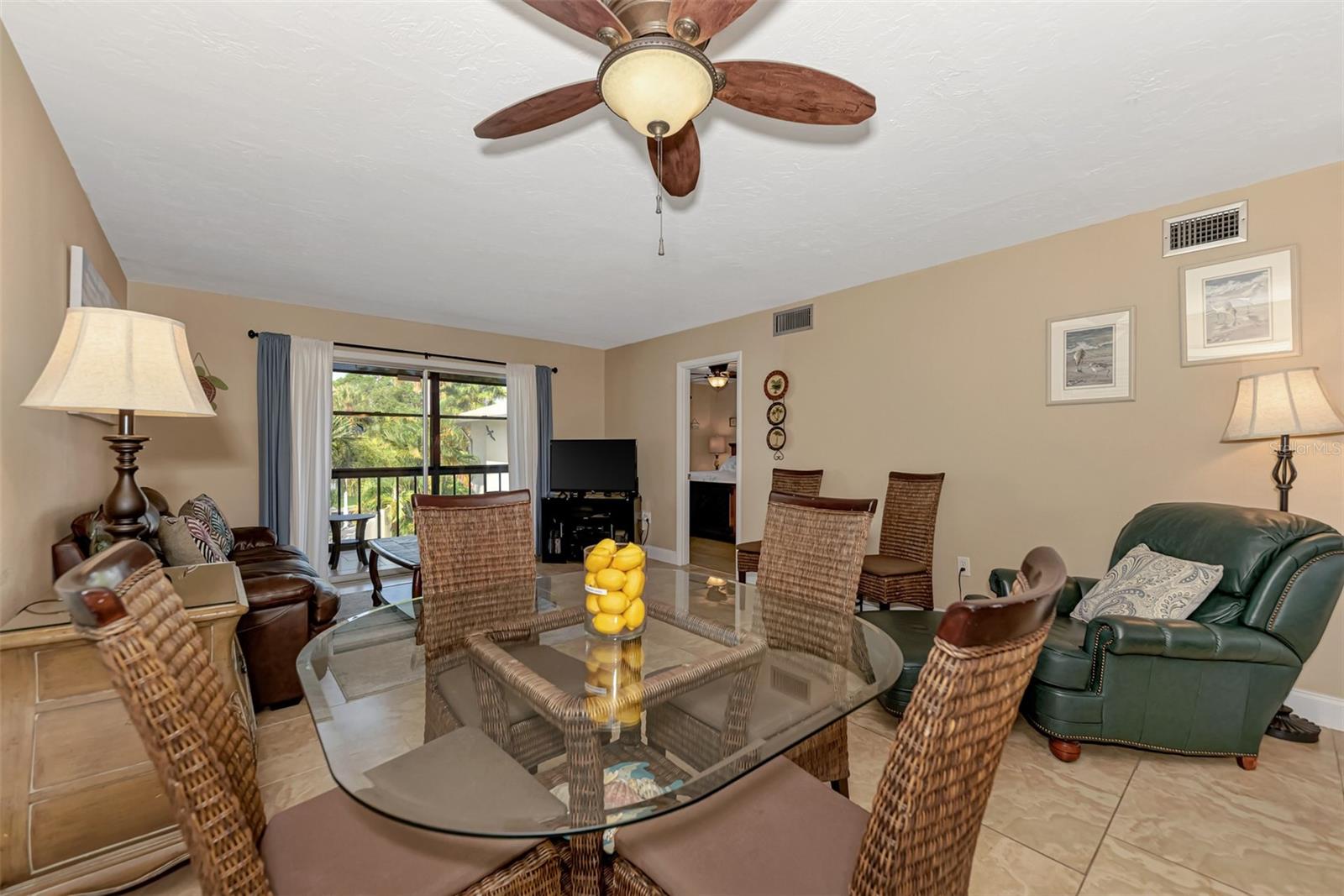 116 VISTA HERMOSA CIR #210C, SARASOTA, FL, 34242