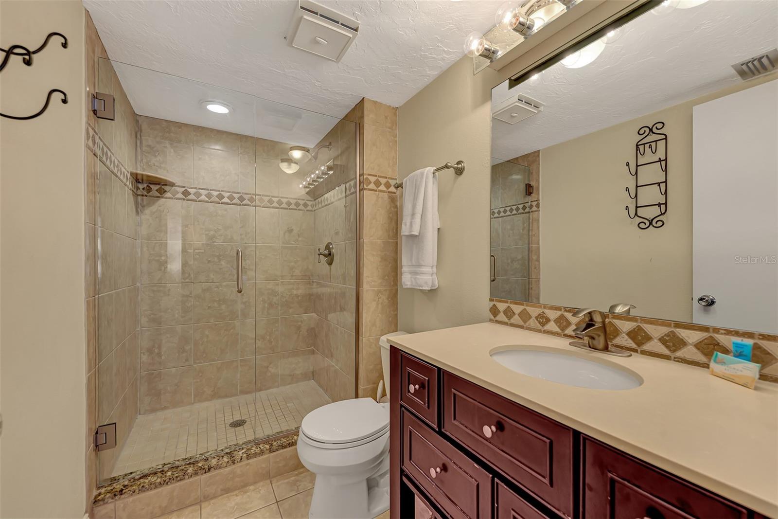116 VISTA HERMOSA CIR #210C, SARASOTA, FL, 34242