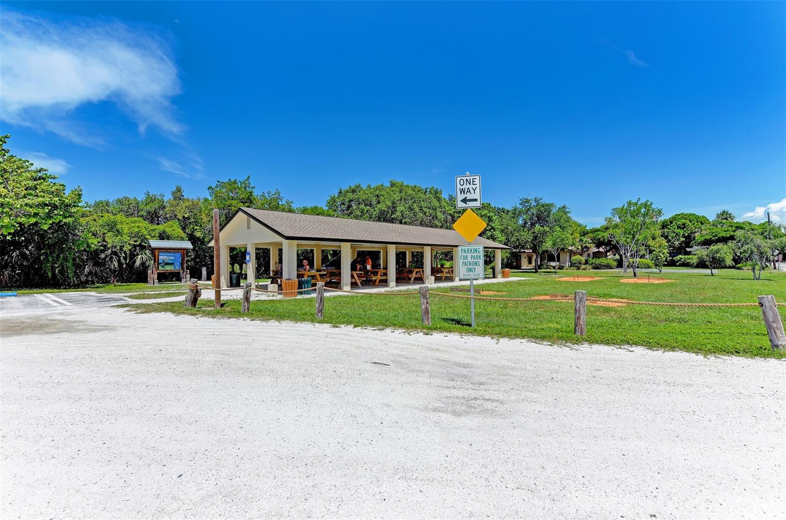 116 VISTA HERMOSA CIR #210C, SARASOTA, FL, 34242