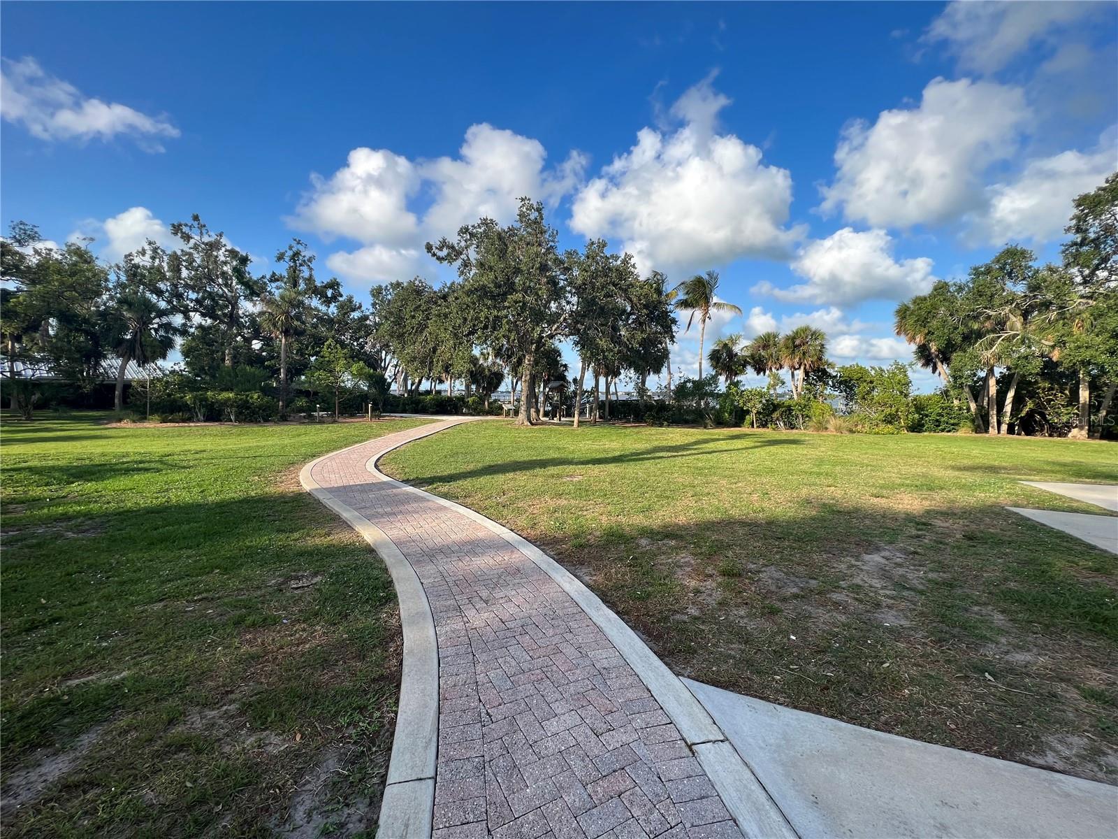 85 W GREEN ST, ENGLEWOOD, FL, 34223