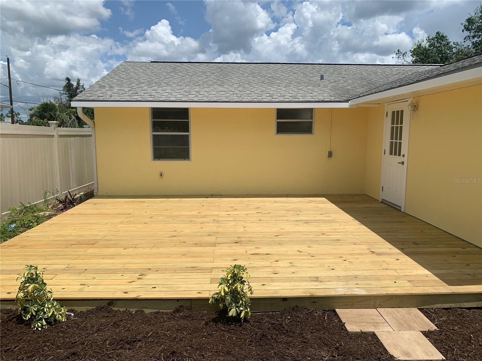 85 W GREEN ST, ENGLEWOOD, FL, 34223
