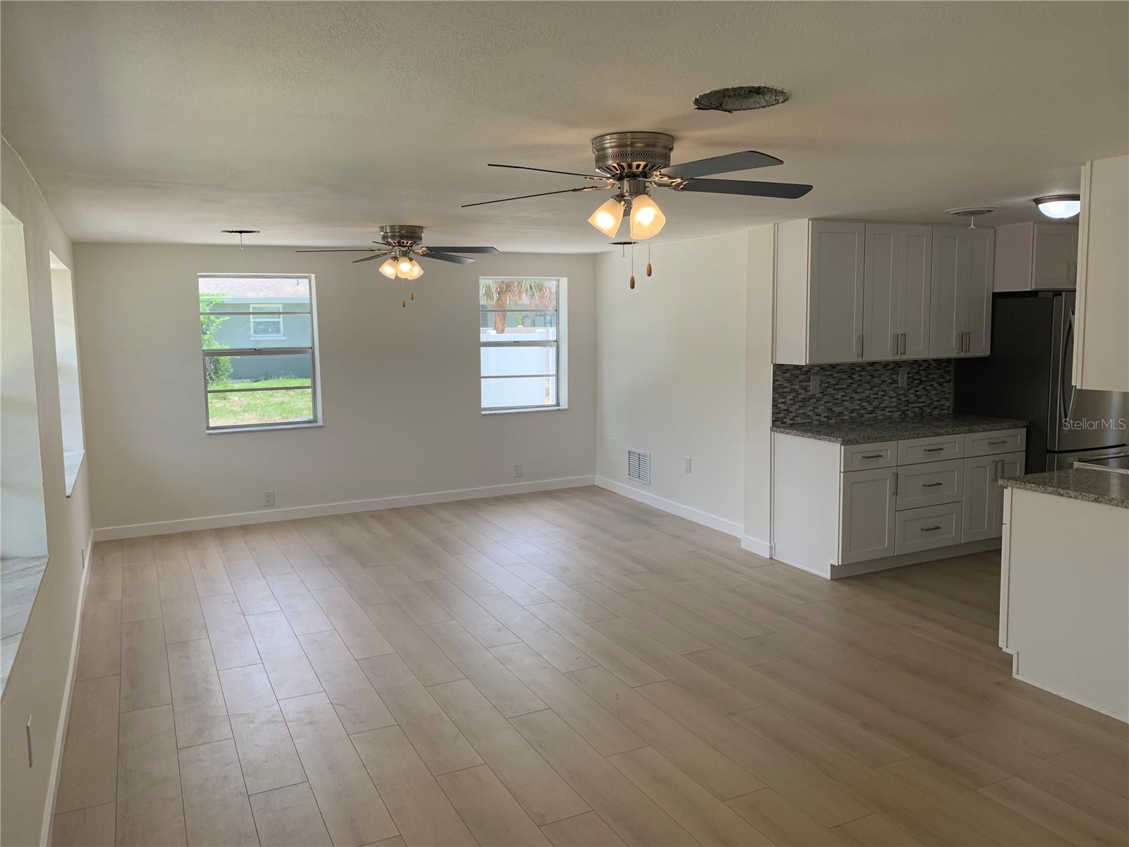 85 W GREEN ST, ENGLEWOOD, FL, 34223
